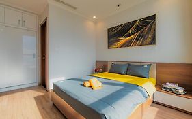 Chalton Suites - Landmark 81 Area, Ice Rink & Grand Park